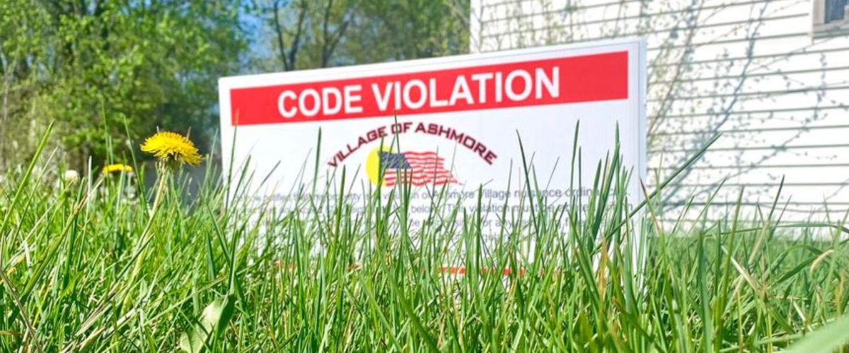 Lawn violation sign